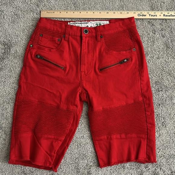 LRG Red Moto Biker Shorts – Size 28 True Straight Fit Zip Pockets - Picture 3 of 5